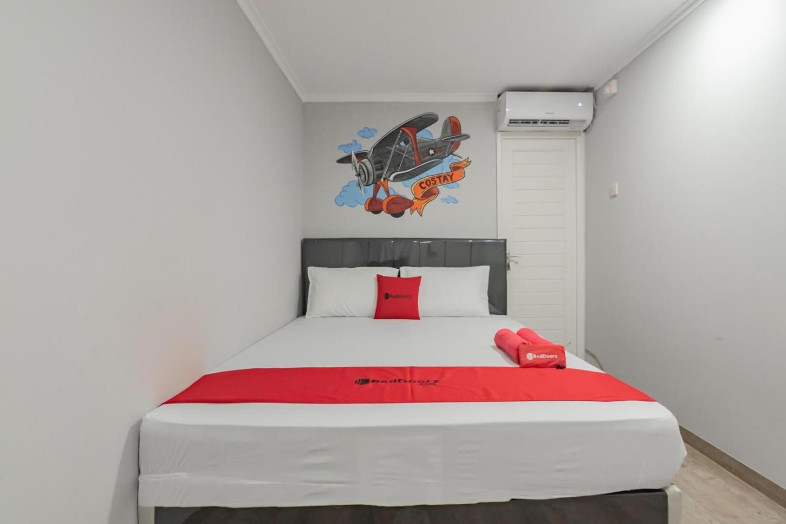 Reddoorz Plus Near Lembang Park & Zoo Экстерьер фото